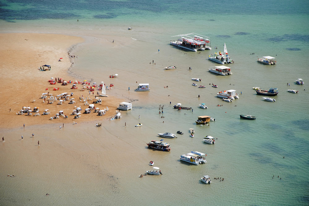 passeios da catamarã